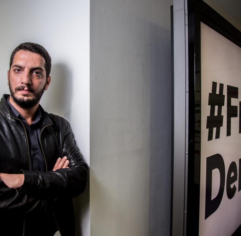 HABER | Av. OK: “Eskiden farklı fikirlerde yargıçlar vardı, özgürlükleri dikkate alan Hakim’lere denk gelme ihtimali yüksekti… ama son 2 yıldır karşılaştığımız hemen hemen tüm yargı mensupları tek renkli, tek fikirli” : Ahvalnews